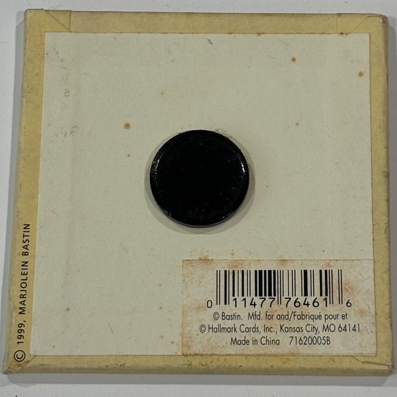 Vintage 1999 Hallmark MARJOLEIN BASTIN Magnetic Photo Frame - Picture 2 of 3